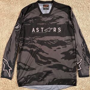 Alpinestars men’s MX jersey and pants set